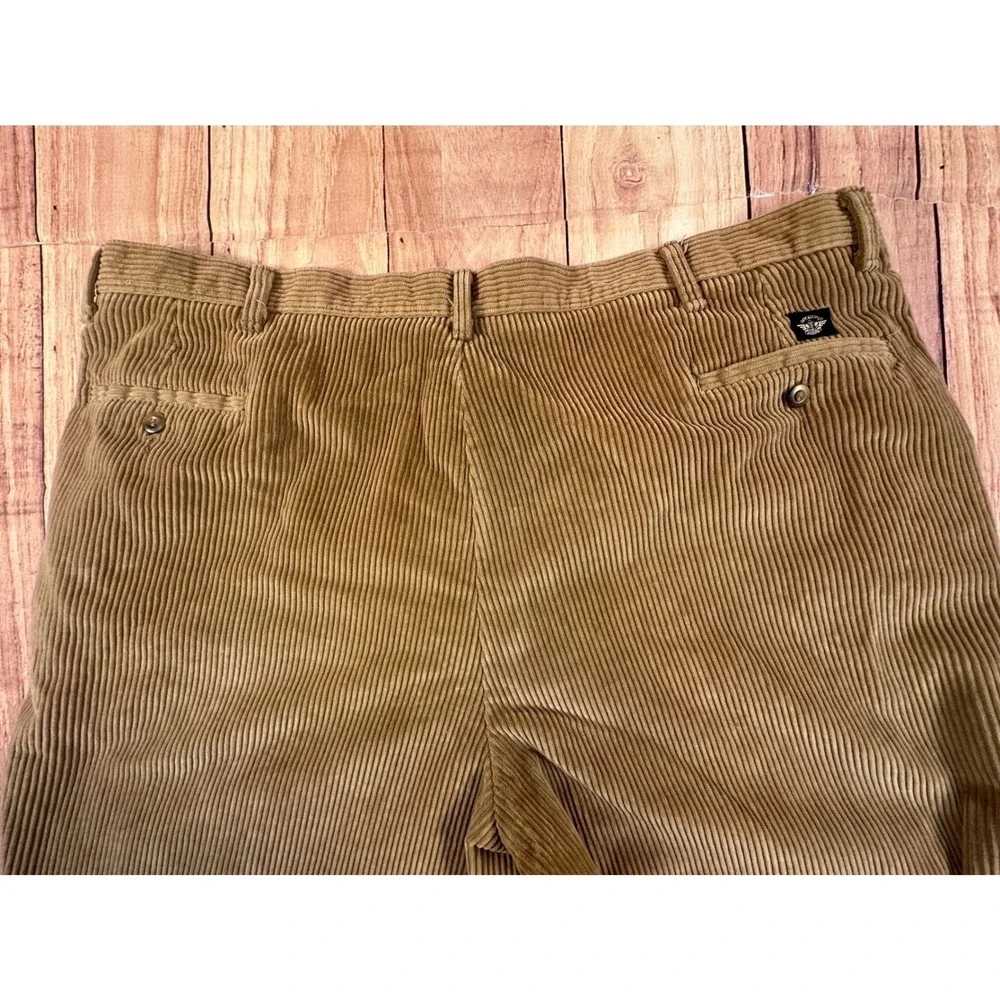 VTG Dockers Mens Wide Wale Corduroy Pleated Loose Fit Pants Size‎ 44 x 31 Tan